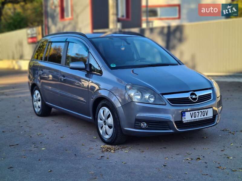 Мінівен Opel Zafira 2006 в Житомирі