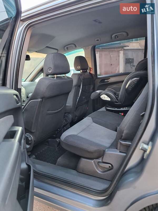 Мінівен Opel Zafira 2006 в Житомирі