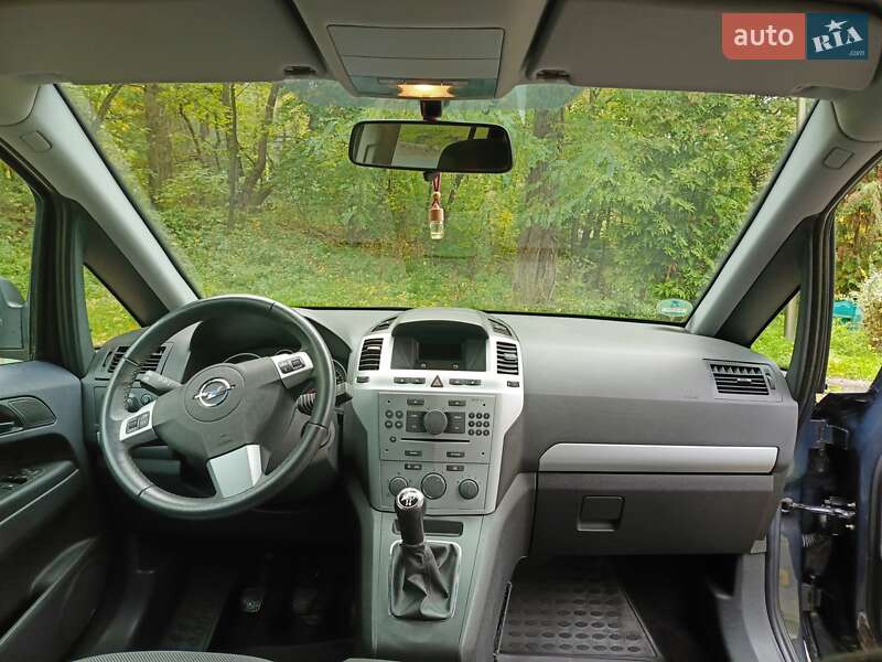 Минивэн Opel Zafira 2014 в Киеве фото 22 Минивэн Opel Zafira 2014 в Киеве