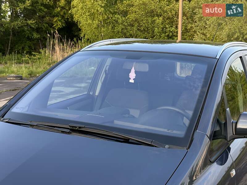 Минивэн Opel Zafira 2010 в Дрогобыче