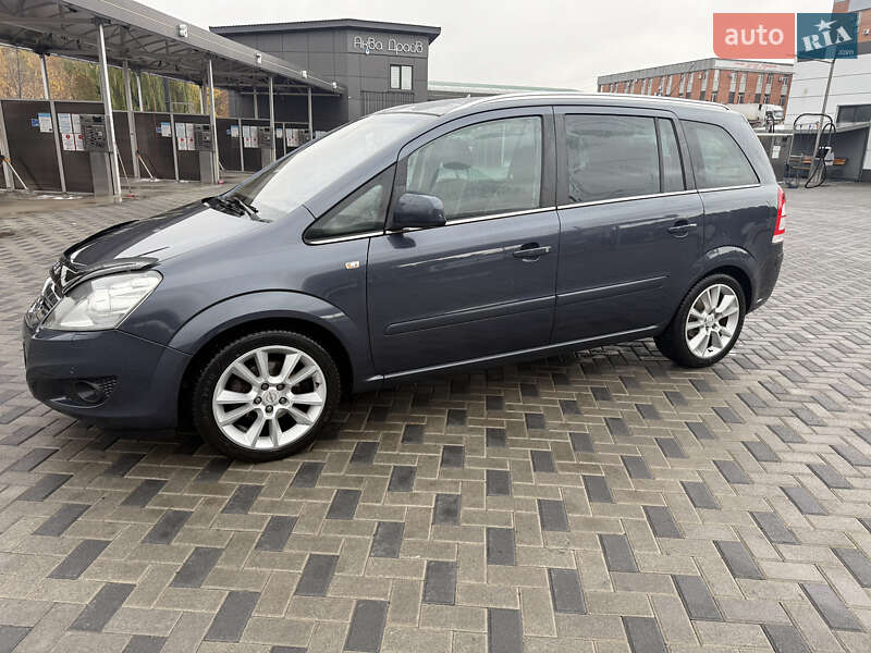 Минивэн Opel Zafira 2010 в Полтаве фото 2 Минивэн Opel Zafira 2010 в Полтаве