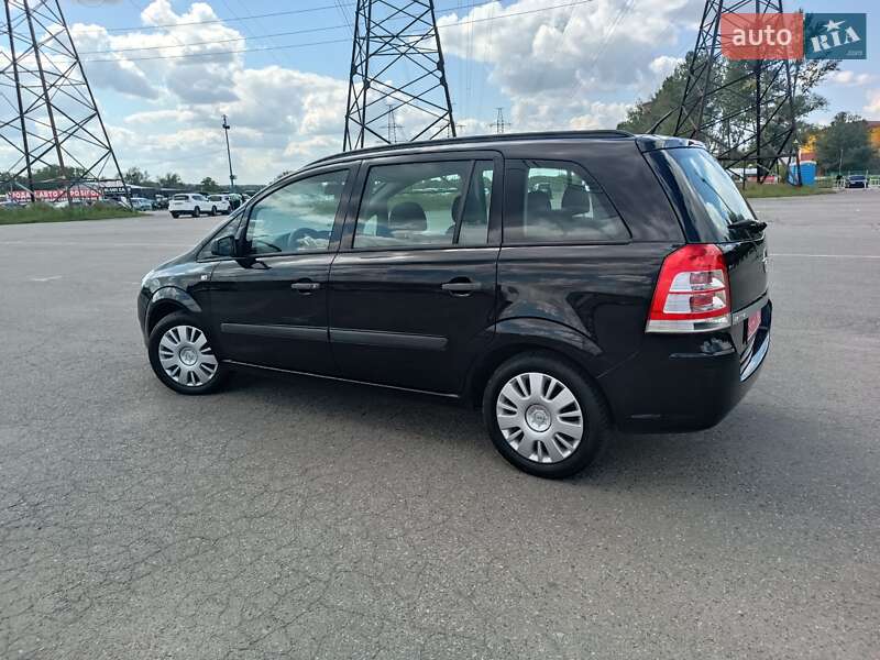 Минивэн Opel Zafira 2010 в Харькове фото 11 Минивэн Opel Zafira 2010 в Харькове