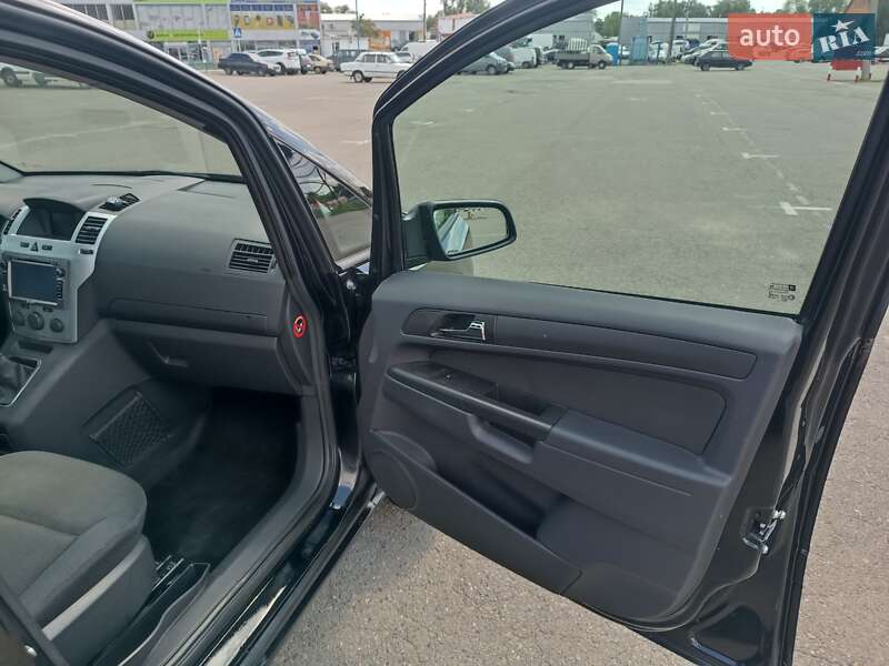 Минивэн Opel Zafira 2010 в Харькове фото 25 Минивэн Opel Zafira 2010 в Харькове
