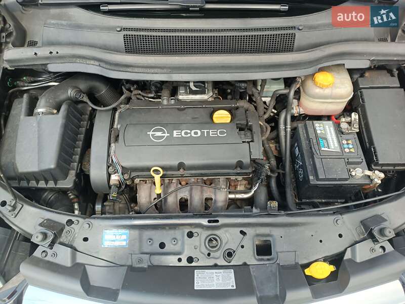 Минивэн Opel Zafira 2010 в Харькове фото 33 Минивэн Opel Zafira 2010 в Харькове