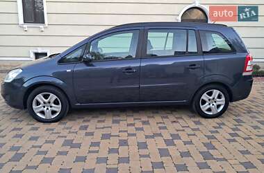 Минивэн Opel Zafira 2009 в 
