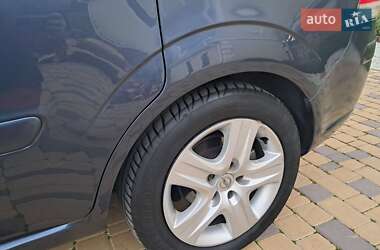 Минивэн Opel Zafira 2009 в 