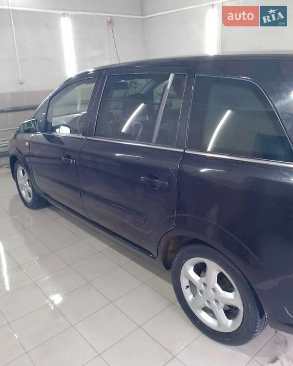 Opel Zafira 2005 Opel Zafira 2005