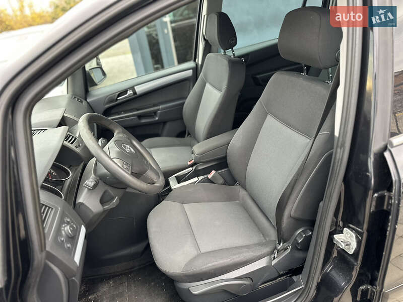 Мінівен Opel Zafira 2007 в Рівному фото 10 Мінівен Opel Zafira 2007 в Рівному