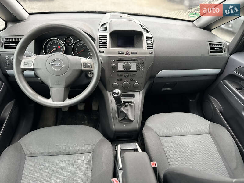 Мінівен Opel Zafira 2007 в Рівному фото 12 Мінівен Opel Zafira 2007 в Рівному
