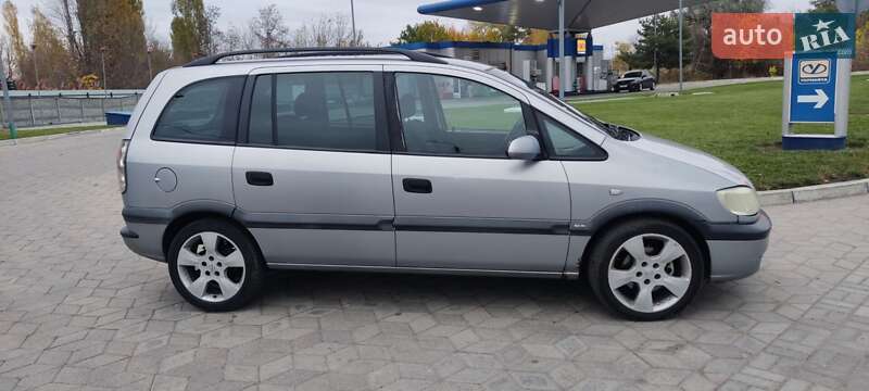 Мінівен Opel Zafira 2002 в Прилуках фото Мінівен Opel Zafira 2002 в Прилуках