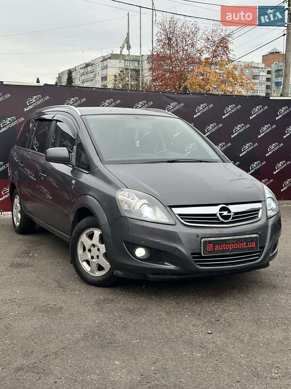 Opel Zafira 2011
