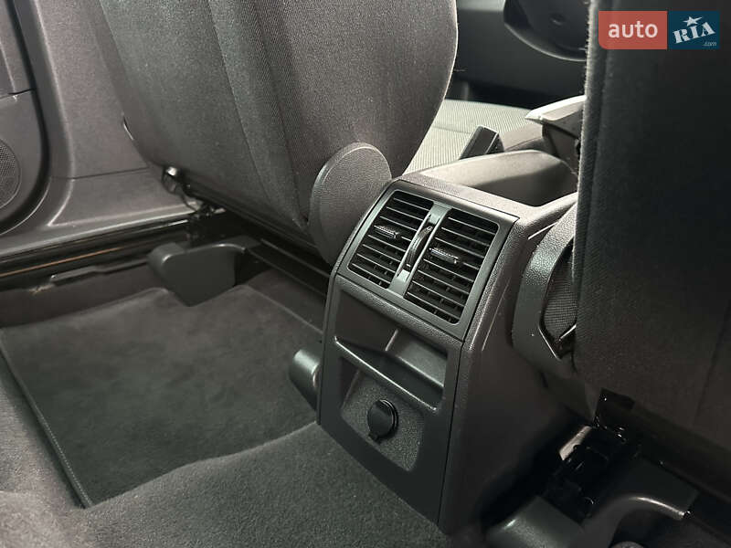 Минивэн Opel Zafira 2010 в Виннице