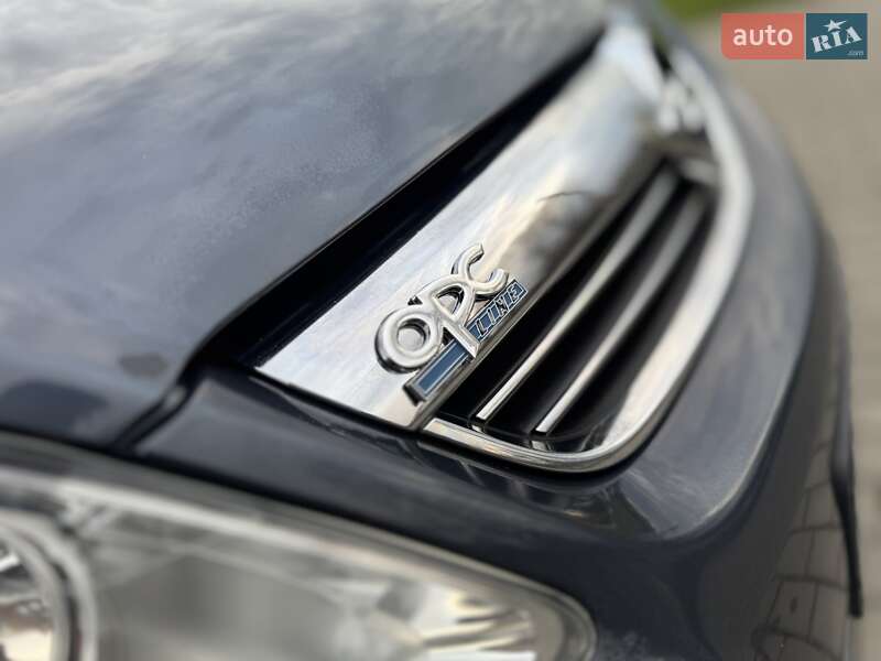 Минивэн Opel Zafira 2010 в Дрогобыче