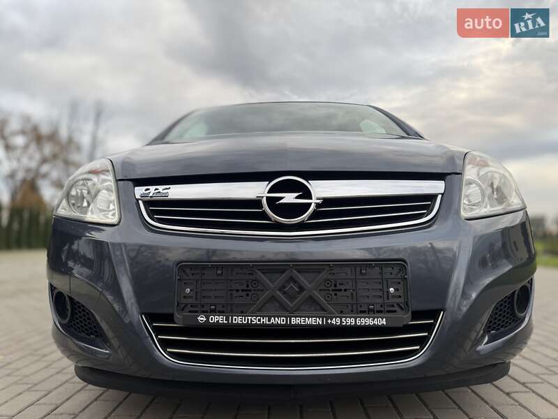 Минивэн Opel Zafira 2010 в Дрогобыче