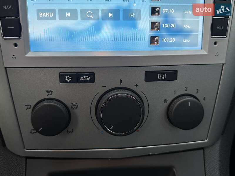 Минивэн Opel Zafira 2010 в Дрогобыче