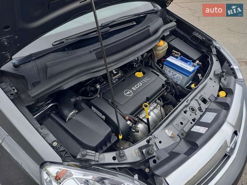 Минивэн Opel Zafira 2010 в Белой Церкви фото 50 Минивэн Opel Zafira 2010 в Белой Церкви