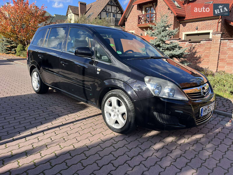 Мінівен Opel Zafira 2010 в Чернівцях фото 22 Мінівен Opel Zafira 2010 в Чернівцях