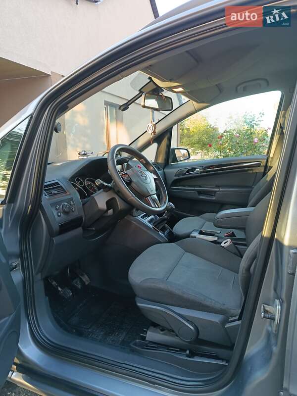 Мінівен Opel Zafira 2006 в Вінниці