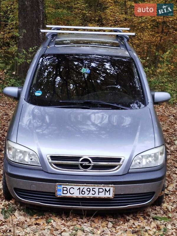 Минивэн Opel Zafira 2003 в Бориславе