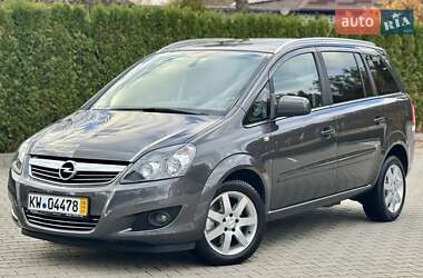 Минивэн Opel Zafira 2011 в Виннице