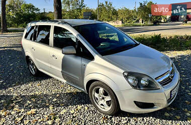 Мінівен Opel Zafira 2012 в Чернівцях
