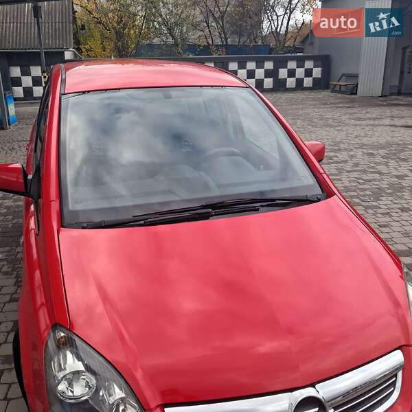 Минивэн Opel Zafira 2010 в Староконстантинове фото 5 Минивэн Opel Zafira 2010 в Староконстантинове