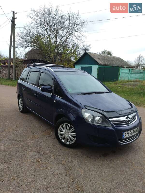 Минивэн Opel Zafira 2012 в Коростене фото 8 Минивэн Opel Zafira 2012 в Коростене