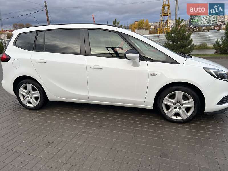 Мінівен Opel Zafira 2017 в Хмельницькому