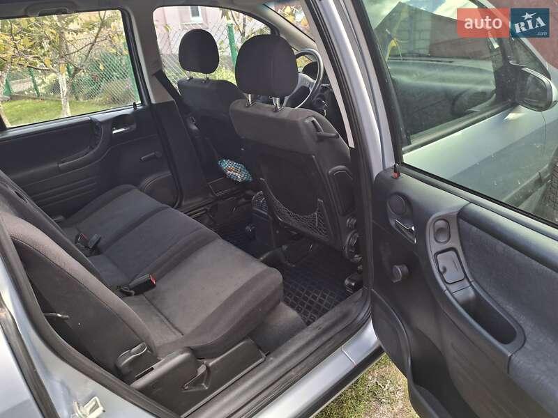 Минивэн Opel Zafira 2002 в Здолбунове фото 8 Минивэн Opel Zafira 2002 в Здолбунове