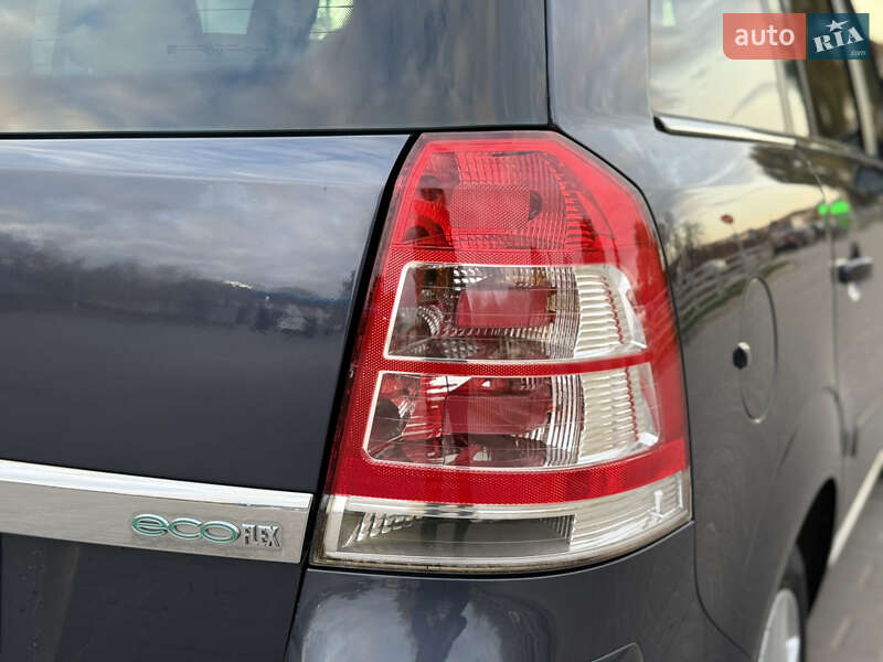 Мінівен Opel Zafira 2011 в Тернополі