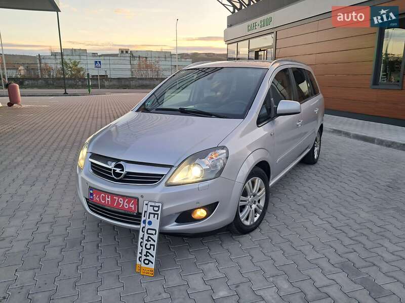 Минивэн Opel Zafira 2012 в Могилев-Подольске фото 3 Минивэн Opel Zafira 2012 в Могилев-Подольске