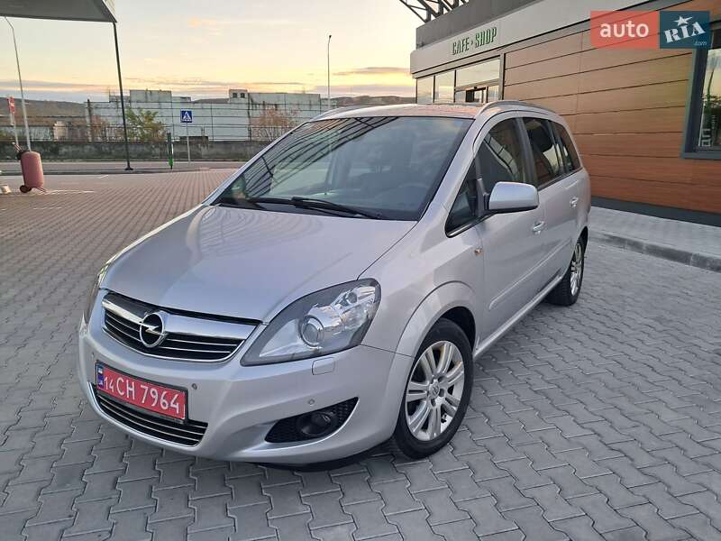 Минивэн Opel Zafira 2012 в Могилев-Подольске фото 4 Минивэн Opel Zafira 2012 в Могилев-Подольске