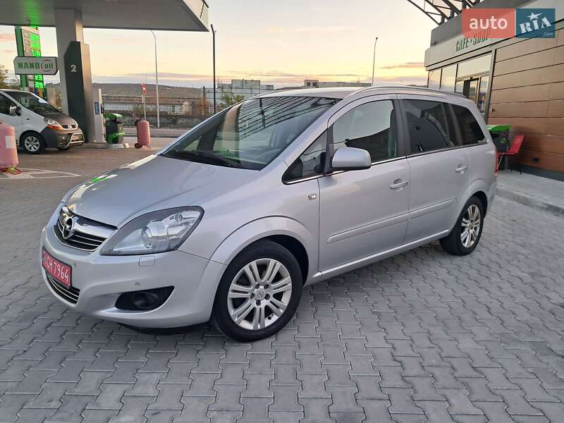 Минивэн Opel Zafira 2012 в Могилев-Подольске фото 8 Минивэн Opel Zafira 2012 в Могилев-Подольске