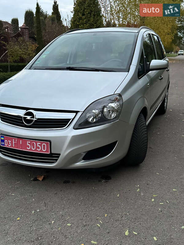 Минивэн Opel Zafira 2009 в Ровно фото 23 Минивэн Opel Zafira 2009 в Ровно