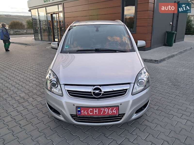 Минивэн Opel Zafira 2012 в Могилев-Подольске фото 33 Минивэн Opel Zafira 2012 в Могилев-Подольске