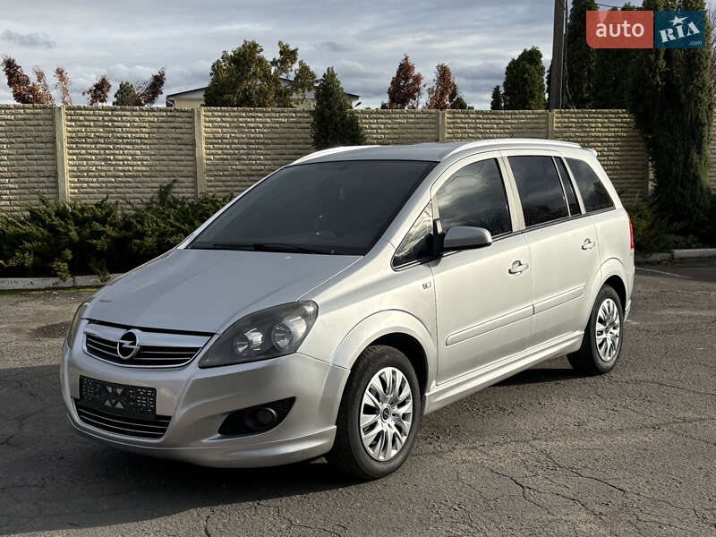 Мінівен Opel Zafira 2008 в Кривому Розі