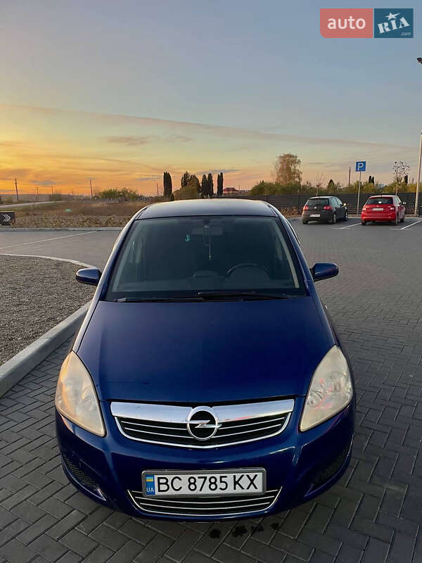 Минивэн Opel Zafira 2009 в Буске фото Минивэн Opel Zafira 2009 в Буске