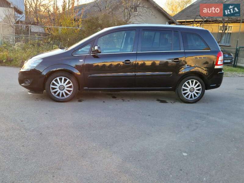 Минивэн Opel Zafira 2012 в Коломые фото 24 Минивэн Opel Zafira 2012 в Коломые