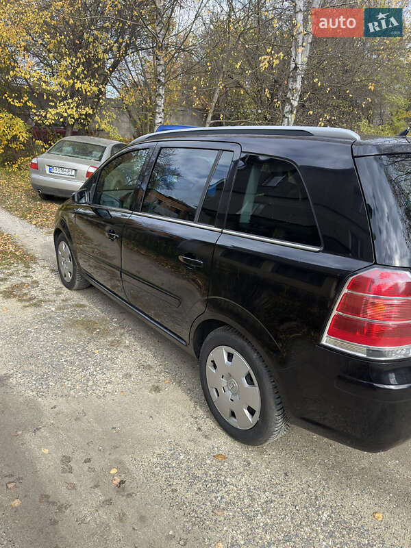 Минивэн Opel Zafira 2005 в Збараже