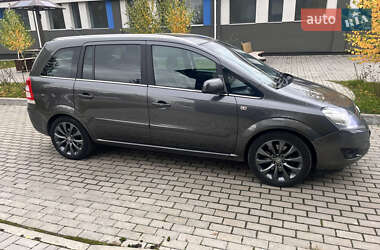 Минивэн Opel Zafira 2012 в Луцке