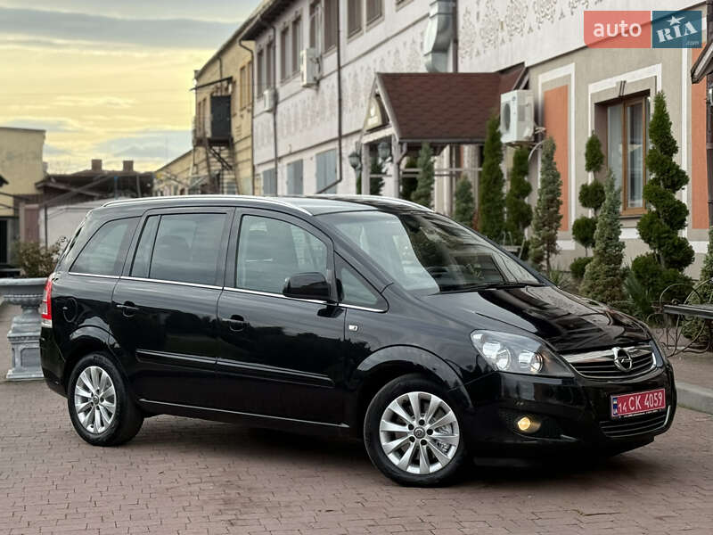 Минивэн Opel Zafira 2014 в Стрые