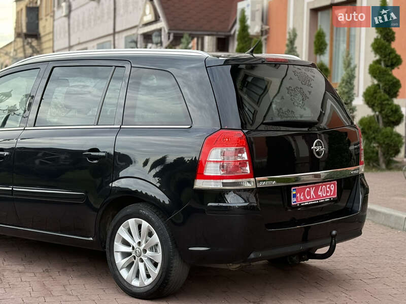Минивэн Opel Zafira 2014 в Стрые