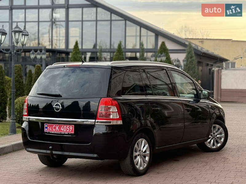 Минивэн Opel Zafira 2014 в Стрые