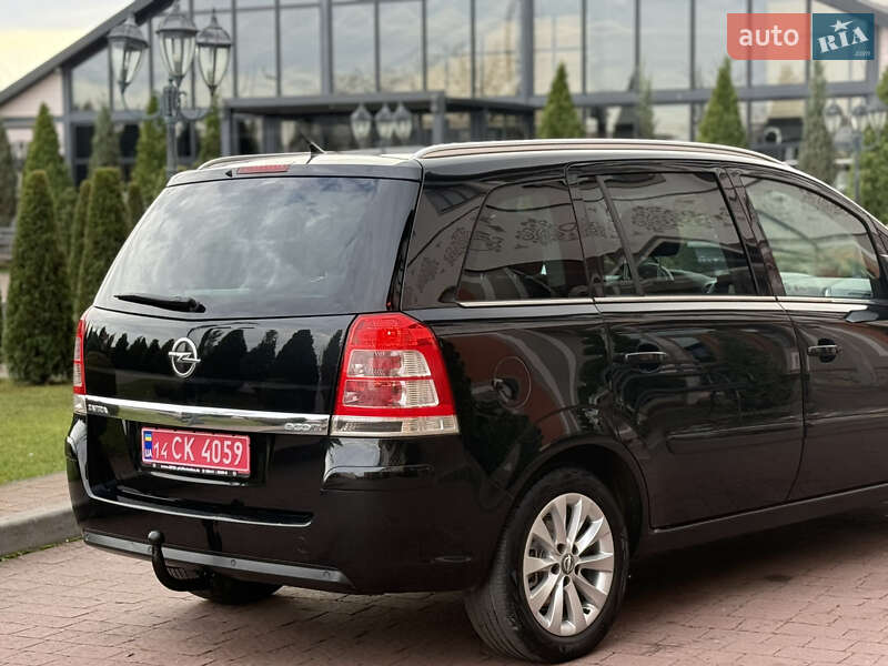 Минивэн Opel Zafira 2014 в Стрые