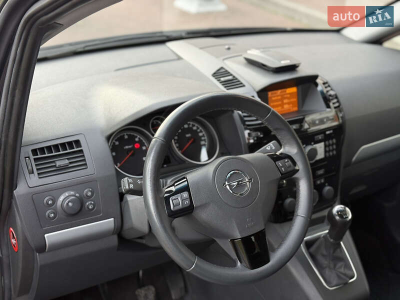 Минивэн Opel Zafira 2014 в Стрые