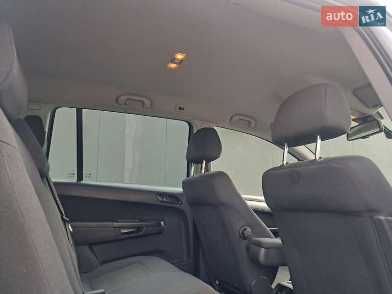 Минивэн Opel Zafira 2012 в Могилев-Подольске фото 70 Минивэн Opel Zafira 2012 в Могилев-Подольске
