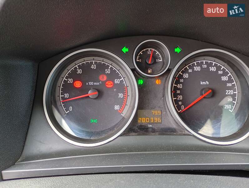 Минивэн Opel Zafira 2013 в Дрогобыче фото 3 Минивэн Opel Zafira 2013 в Дрогобыче