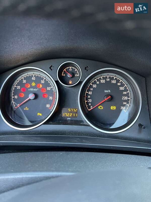 Мінівен Opel Zafira 2010 в Луцьку фото 9 Мінівен Opel Zafira 2010 в Луцьку