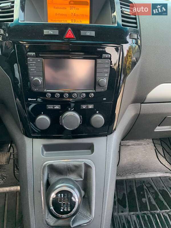 Минивэн Opel Zafira 2011 в Одессе