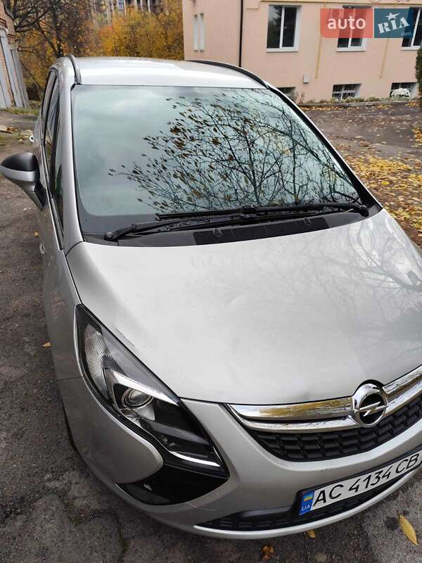 Микровэн Opel Zafira 2013 в Луцке